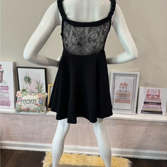 Free People Brooklyn Mini in black Sz : S - Picture 3 of 10